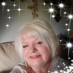 Meet your Posher, Christina levis beckrow